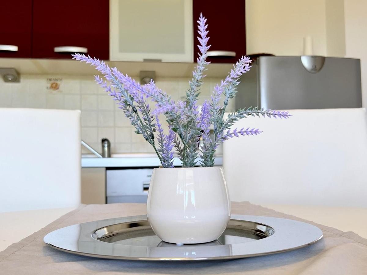 Miramar Apartments Banjol Dış mekan fotoğraf