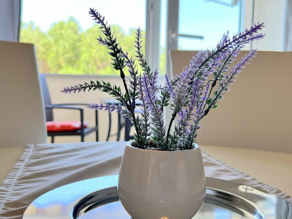 Miramar Apartments Banjol Dış mekan fotoğraf