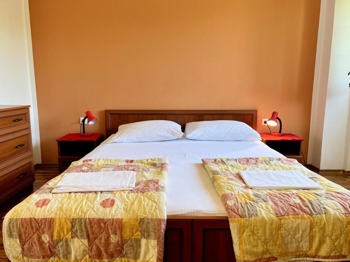Miramar Apartments Banjol Dış mekan fotoğraf