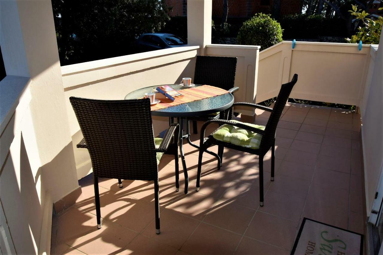 Miramar Apartments Banjol Dış mekan fotoğraf