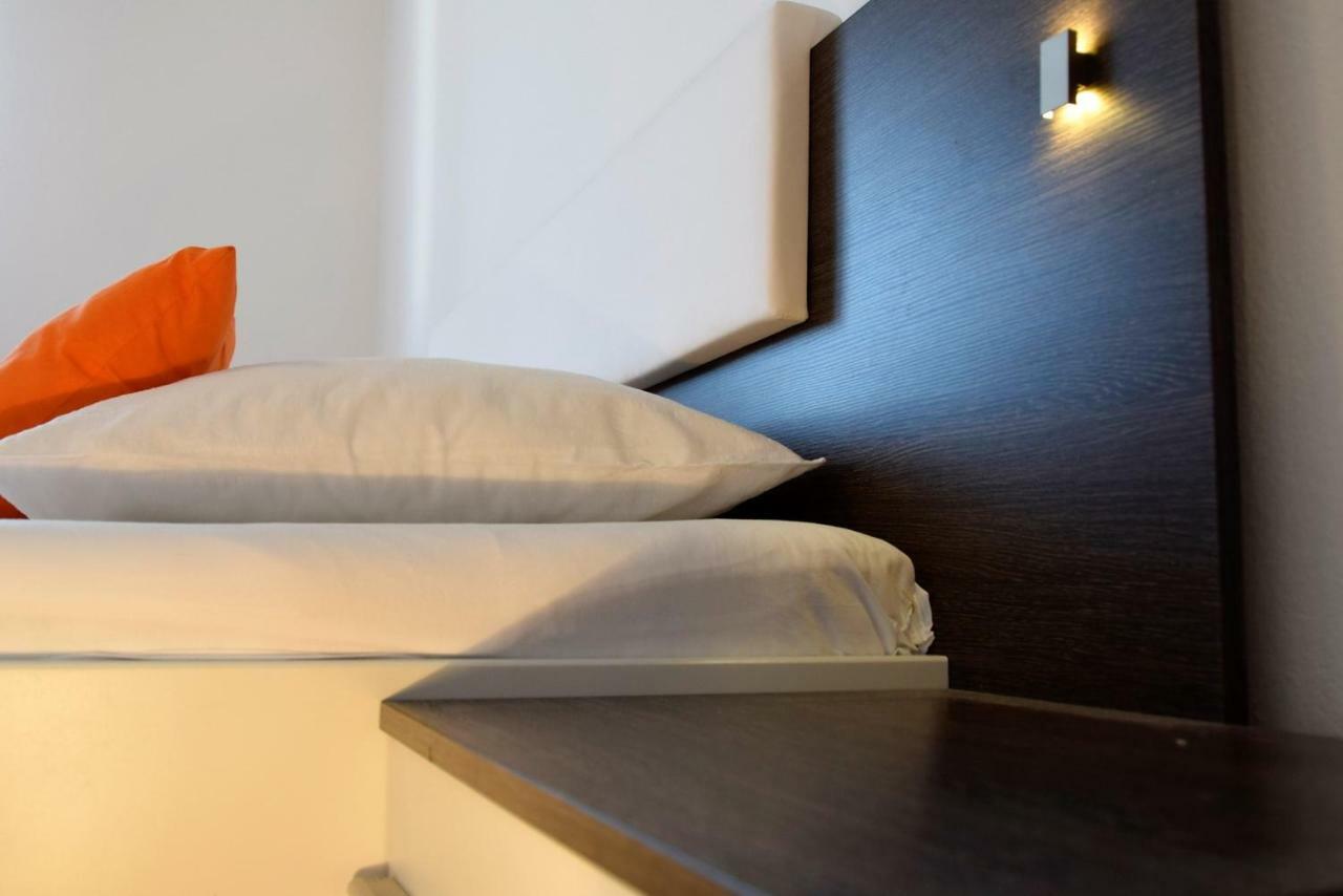 Miramar Apartments Banjol Dış mekan fotoğraf