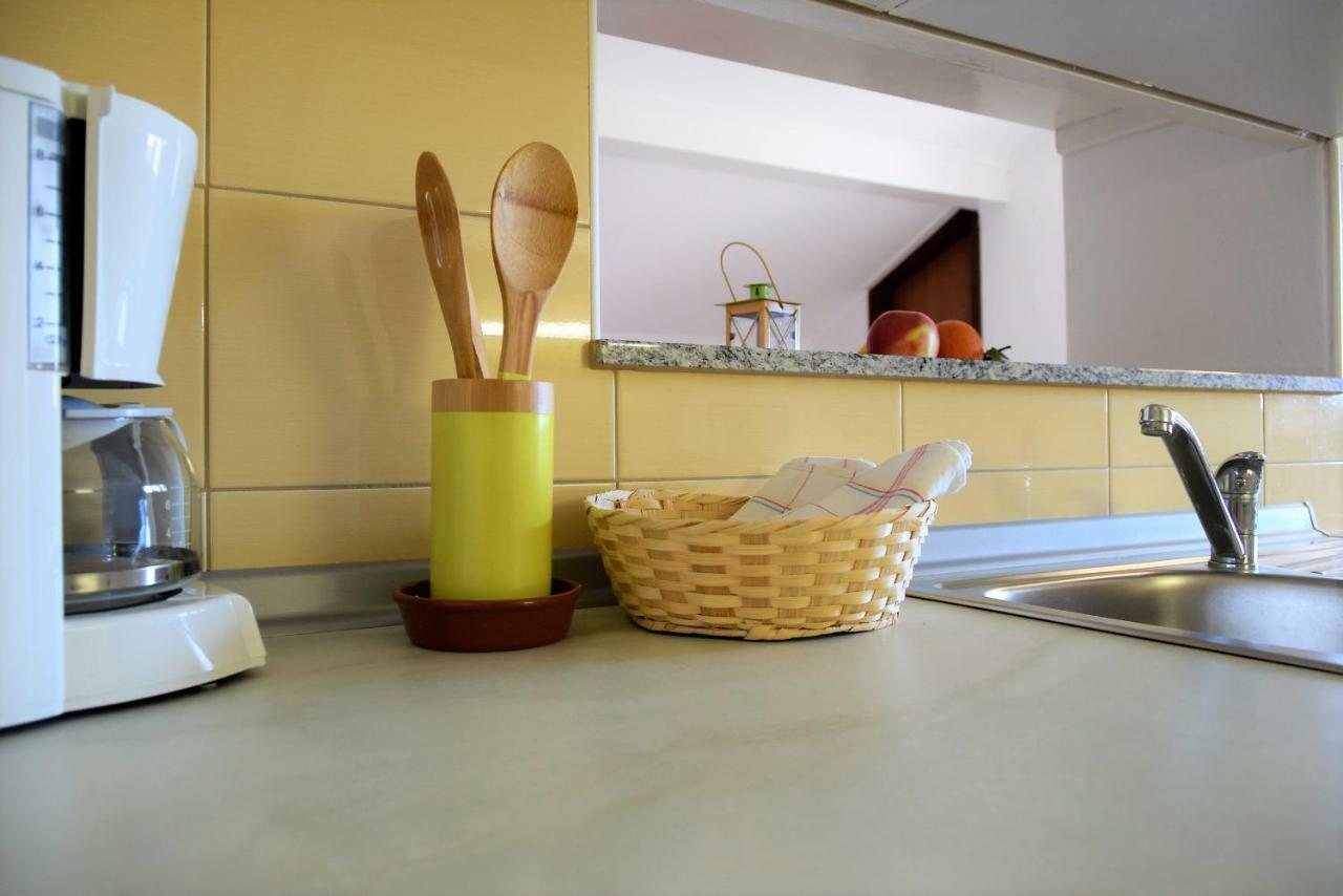 Miramar Apartments Banjol Dış mekan fotoğraf